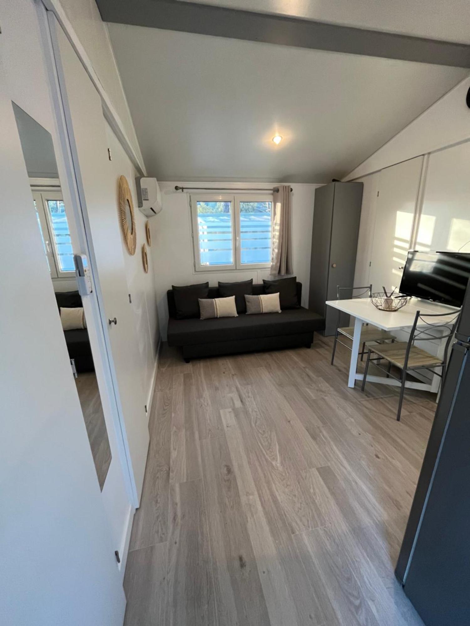Mobil-Home Camping Oasis Roquebrune-sur-Argens Exterior foto